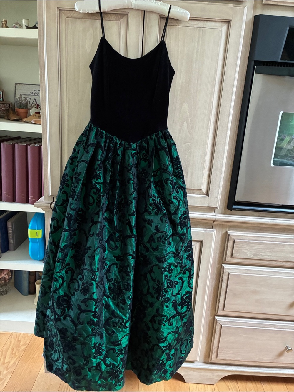 Gunne sax Black & Emerald Green Velvet Bodice Floral Skirt Party Dress